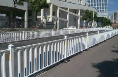 公路围栏设置怎么样规范化？